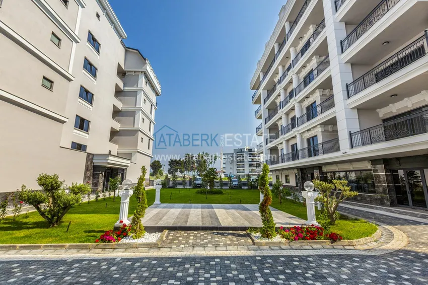 Dwupoziomowy penthouse 3+1 w Kargicaku — pod klucz, odpowiedni dla obywatelstwa 20 