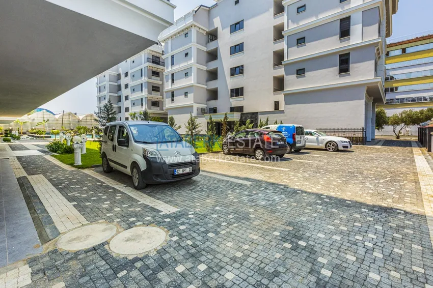 Dwupoziomowy penthouse 3+1 w Kargicaku — pod klucz, odpowiedni dla obywatelstwa 22 
