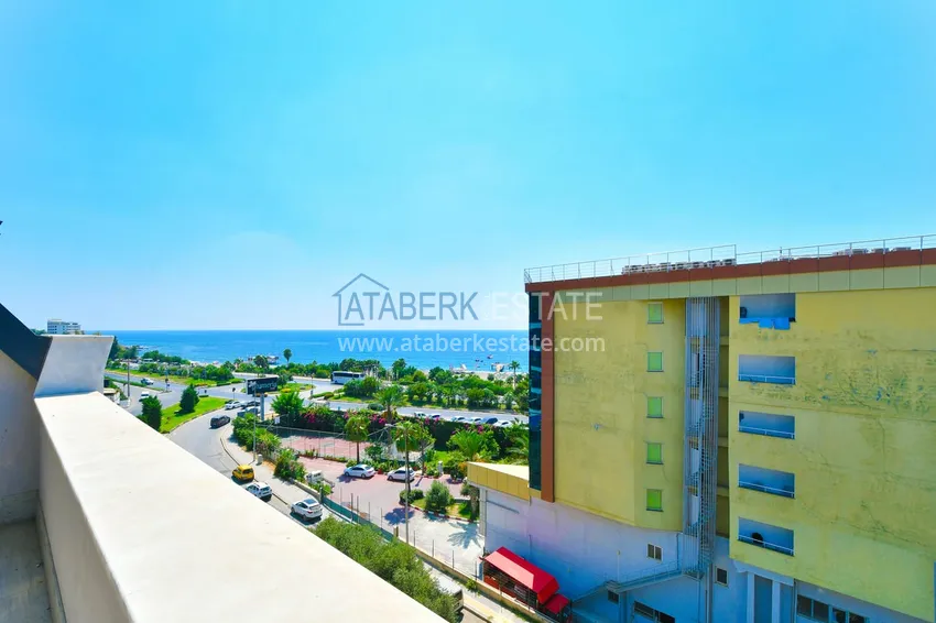 Kupuj  Dwupoziomowy penthouse 3+1 w Kargicaku — pod klucz, odpowiedni dla obywatelstwa 22 