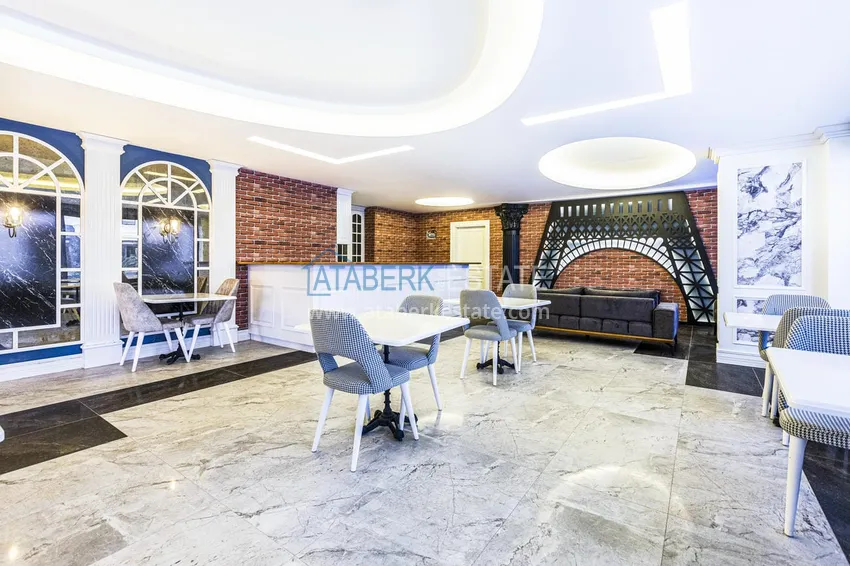 Dwupoziomowy penthouse 3+1 w Kargicaku — pod klucz, odpowiedni dla obywatelstwa 28 