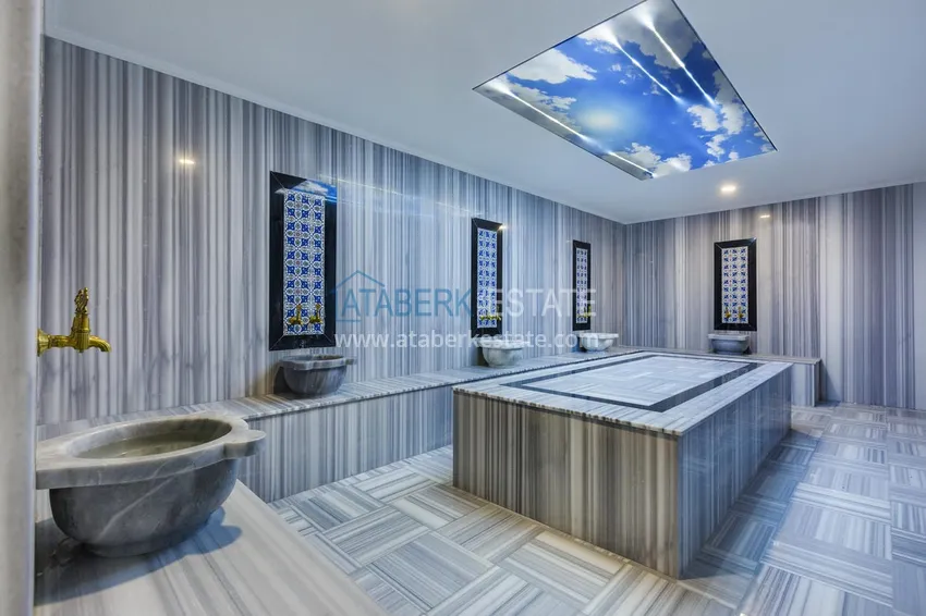 Dwupoziomowy penthouse 3+1 w Kargicaku — pod klucz, odpowiedni dla obywatelstwa 32 