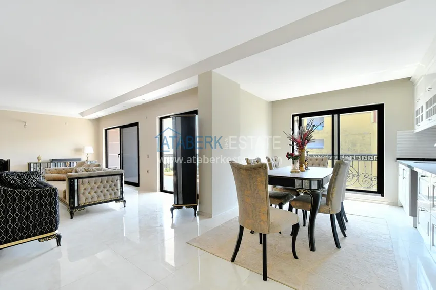 Kupuj  Dwupoziomowy penthouse 3+1 w Kargicaku — pod klucz, odpowiedni dla obywatelstwa 8 