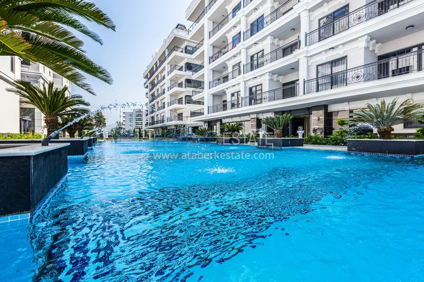 Dwupoziomowy penthouse 3+1 w Kargicaku — pod klucz, odpowiedni dla obywatelstwa 9 
