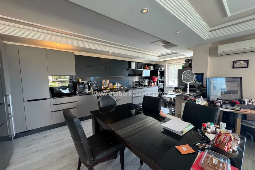 Kupuj Luksusowy apartament 3+1 na pierwszej linii w Tosmur, Alanya — układ liniowy, meble, widok na morze 9