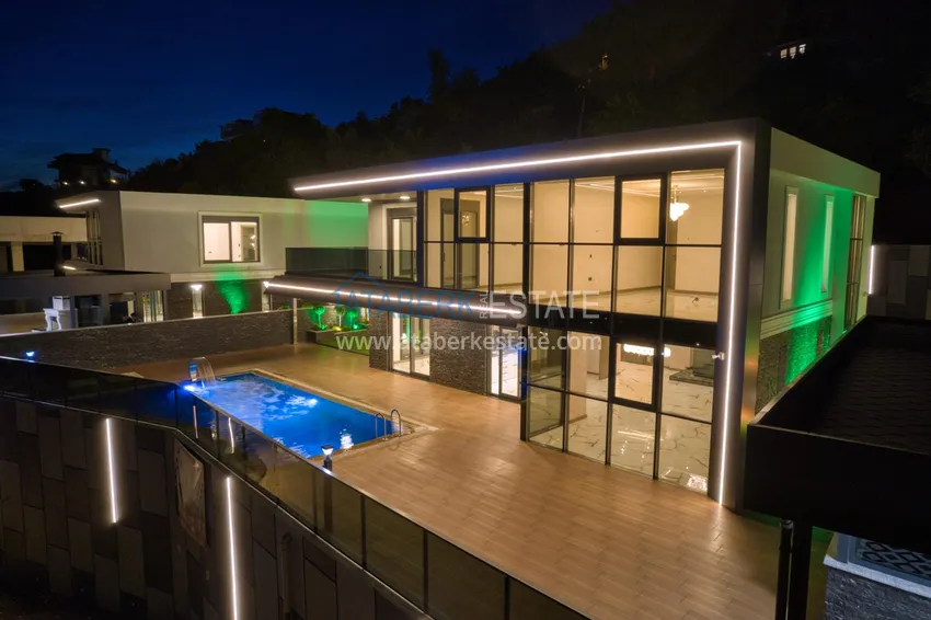 Luksusowa willa w Kestel, Alanya — nowoczesny design, panoramiczne widoki i pełny komfort 12 