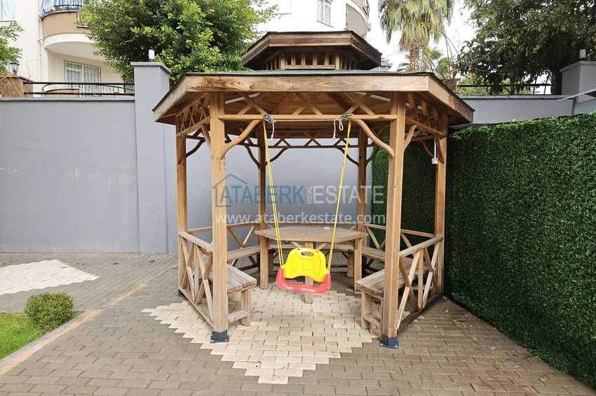 1+1 apartamenty z doskonałym wykończeniem w centrum Alanyi, plaża Kleopatra 4 