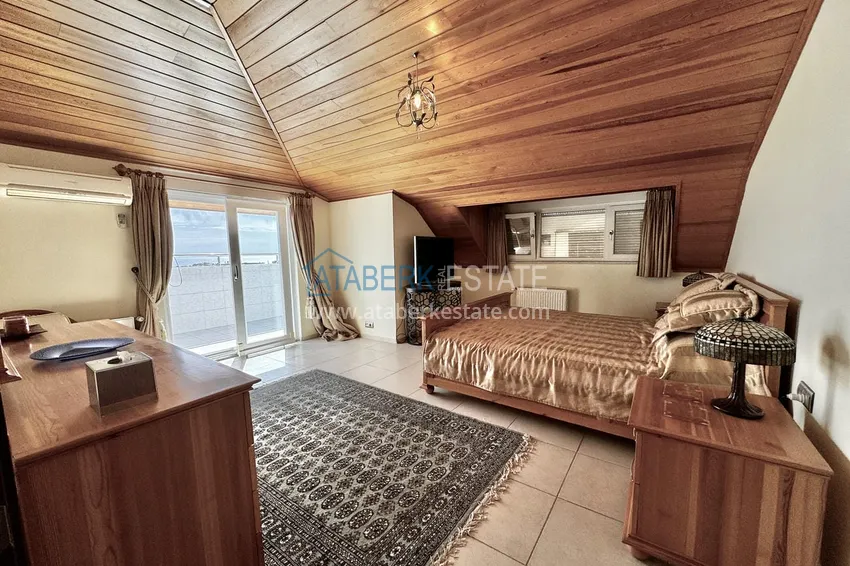 Kupuj  Przestronny, panoramiczny dwupoziomowy penthouse w centrum Alanyi — umeblowany i wyposażony w saunę, odpowiedni na zezwolenie na pobyt  16 