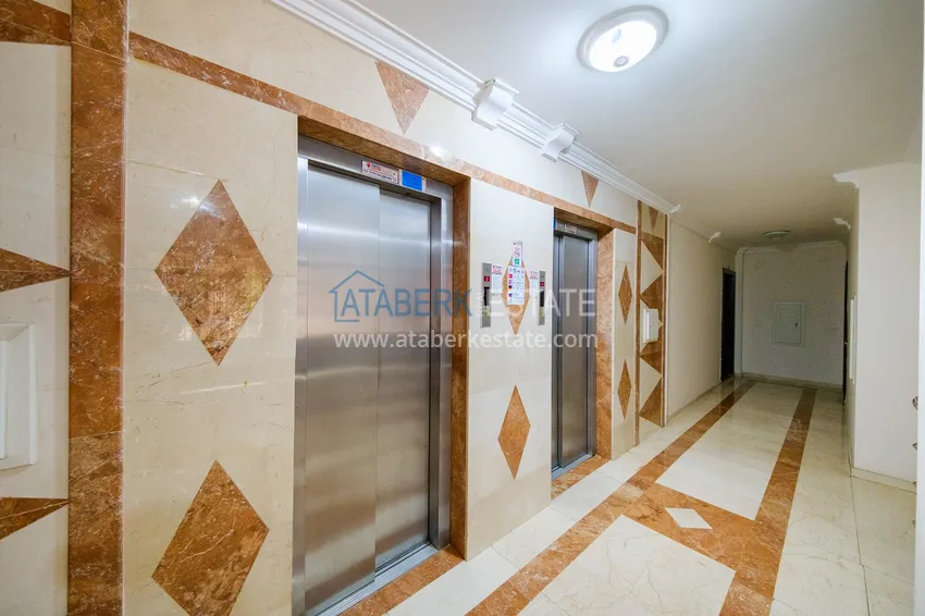 Przestronny, panoramiczny dwupoziomowy penthouse w centrum Alanyi — umeblowany i wyposażony w saunę, odpowiedni na zezwolenie na pobyt  13 