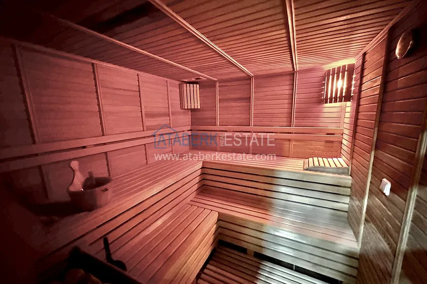 Kupuj  Przestronny, panoramiczny dwupoziomowy penthouse w centrum Alanyi — umeblowany i wyposażony w saunę, odpowiedni na zezwolenie na pobyt  24 