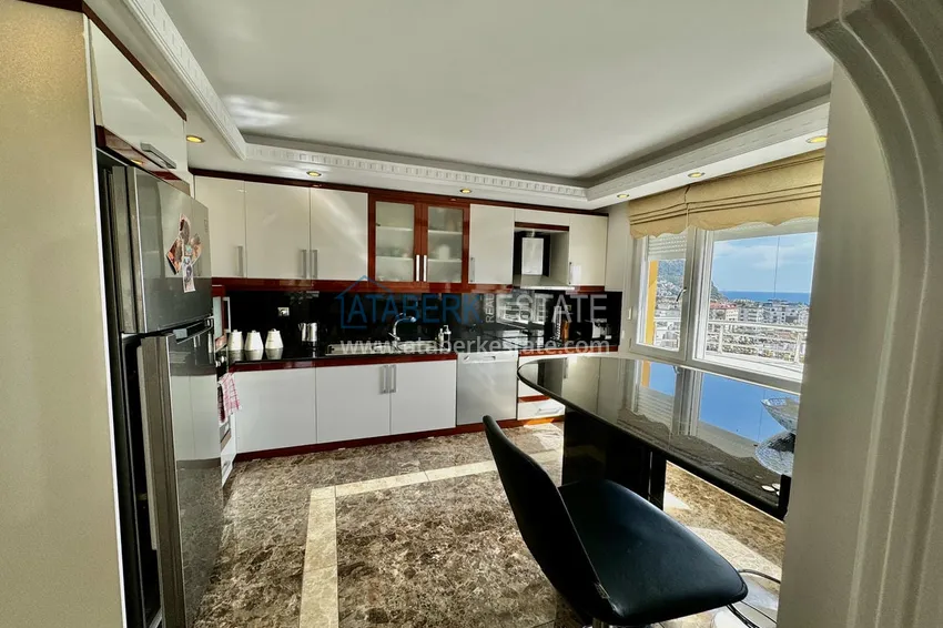 Kupuj  Przestronny, panoramiczny dwupoziomowy penthouse w centrum Alanyi — umeblowany i wyposażony w saunę, odpowiedni na zezwolenie na pobyt  10 