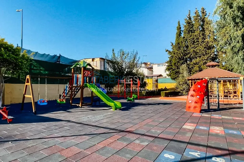 Apartament 3+1 przy plaży w centrum Alanyi, liniowy, umeblowany, opcja zezwolenia na pobyt 20 