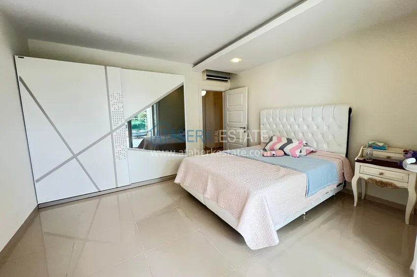 Kupuj  Duplex 4+1 z ogrodem w Kargicak — umeblowany, w luksusowym kompleksie 33 