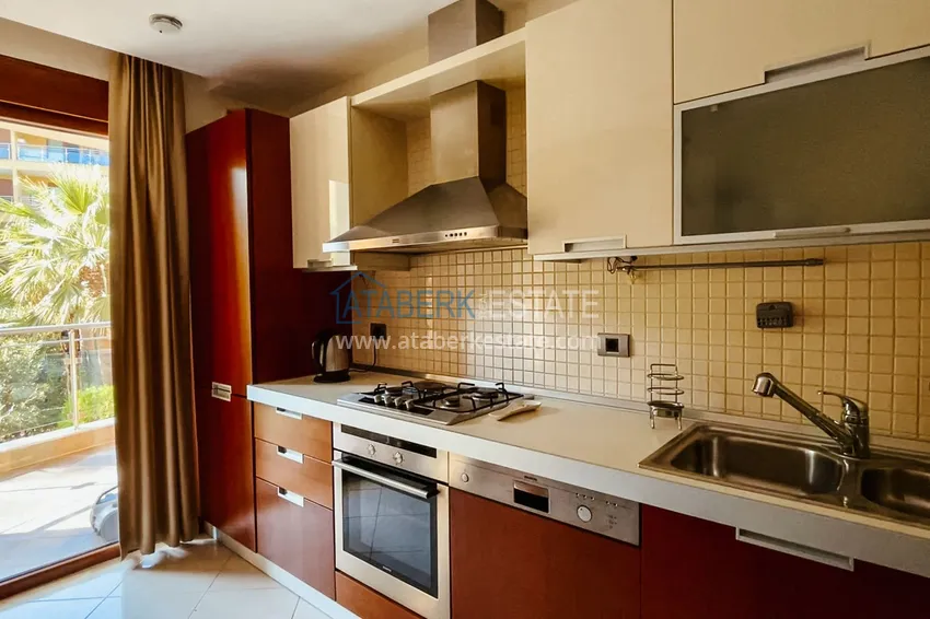 Kupuj  Apartament 3+1 przy plaży w centrum Alanyi, liniowy, umeblowany, opcja zezwolenia na pobyt 9 
