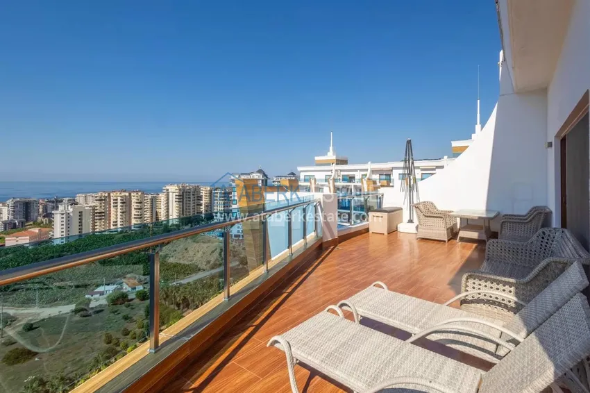 Kupuj  Luksusowy penthouse 3+1 z jacuzzi i tarasem — ekskluzywna opcja w Mahmutlar 31 