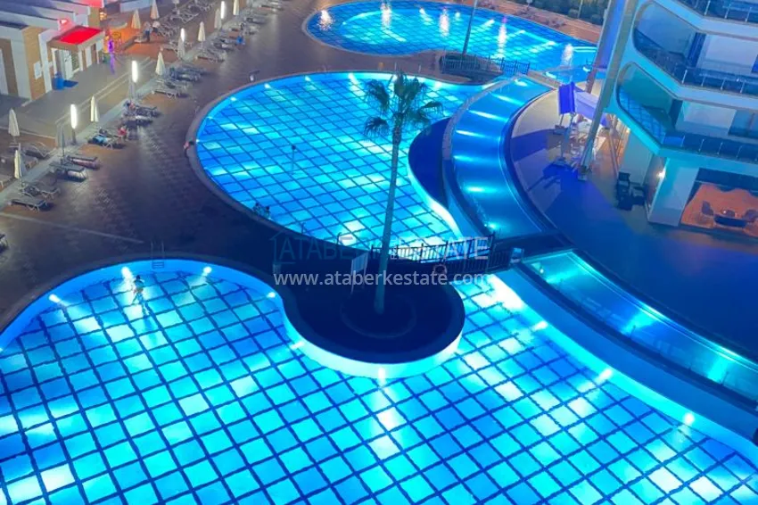 Luksusowy penthouse 3+1 z jacuzzi i tarasem — ekskluzywna opcja w Mahmutlar 8 