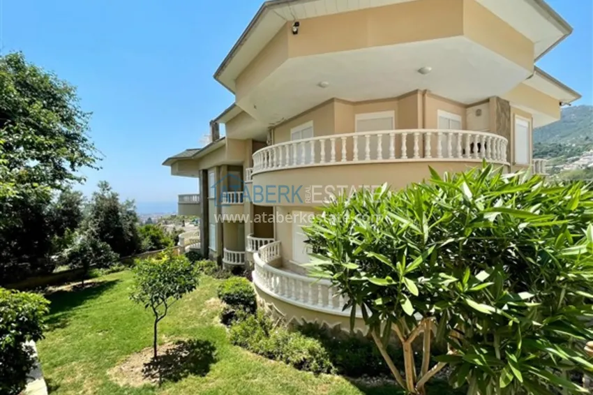Apartament 2+1 z widokiem na morze i meblami w Alanyi - blisko centrum, dzielnica Bektash  1 