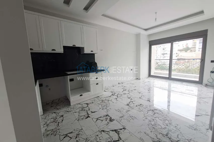 Kupuj  Nowy apartament 1+1 z pięknym wykończeniem w Oba — Alanya 3 