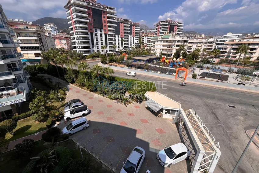 Kupuj  Dwupoziomowy penthouse 2+1 z meblami i widokiem na miasto - w okolicy Oba 22 