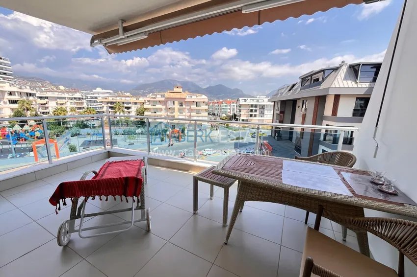 Kupuj  Dwupoziomowy penthouse 2+1 z meblami i widokiem na miasto - w okolicy Oba 24 