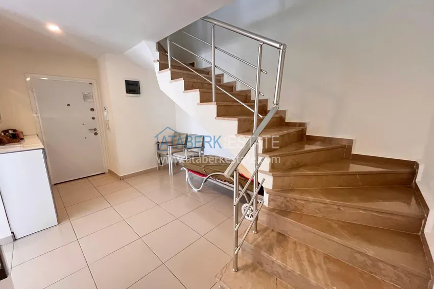 Kupuj  Dwupoziomowy penthouse 2+1 z meblami i widokiem na miasto - w okolicy Oba 2 