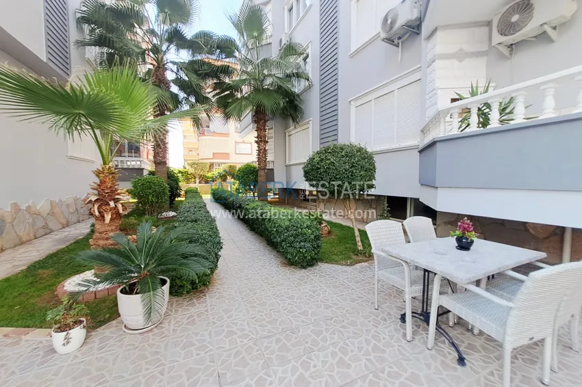 Apartament 2+1 w Alanyi, Oba — umeblowany, z dużym przeszklonym balkonem i dogodną lokalizacją 10 