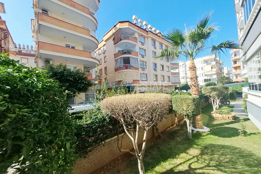 Apartament 2+1 w Alanyi, Oba — umeblowany, z dużym przeszklonym balkonem i dogodną lokalizacją 14 