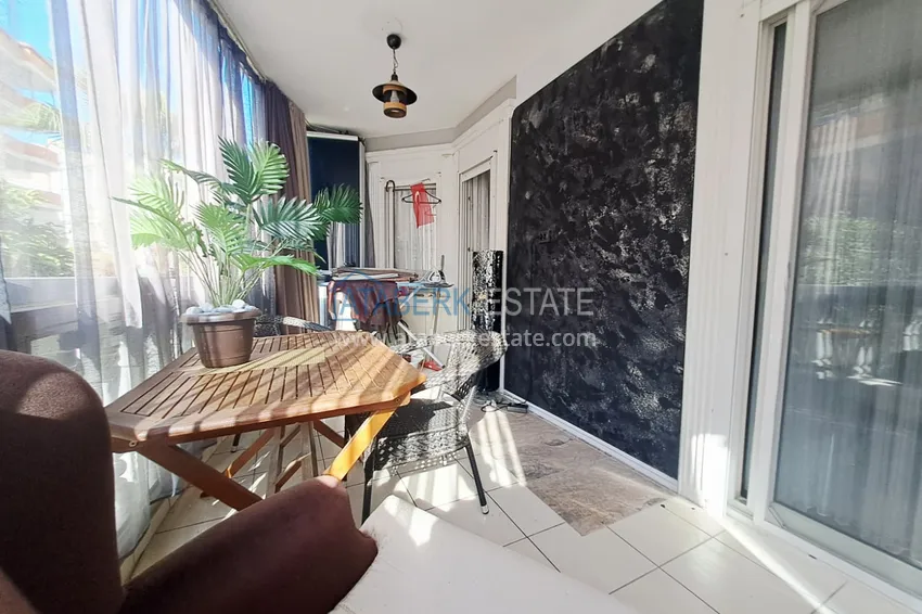 Kupuj  Apartament 2+1 w Alanyi, Oba — umeblowany, z dużym przeszklonym balkonem i dogodną lokalizacją 15 