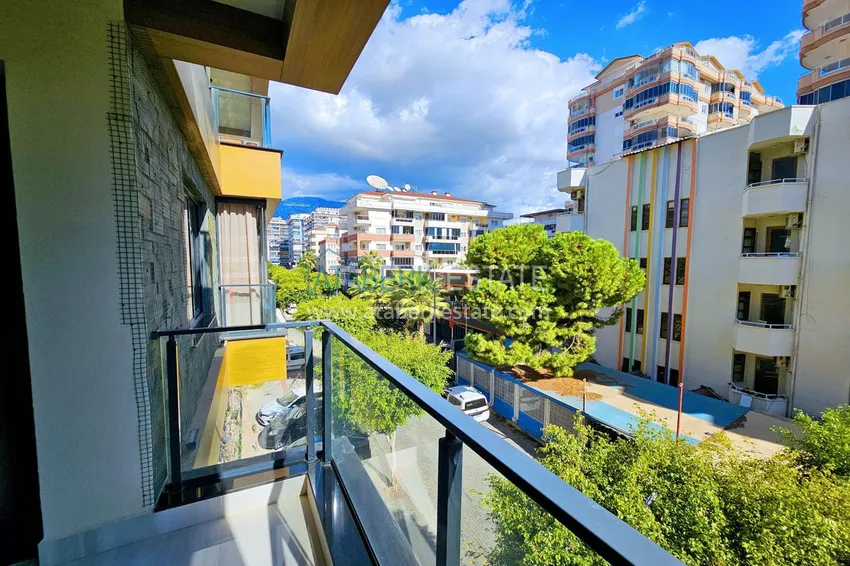 Kupuj  Umeblowane mieszkanie 1+1 w Mahmutlar - 150 m od morza, Barbarossa Avenue 17 