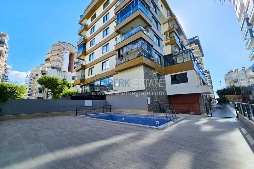 Umeblowane mieszkanie 1+1 w Mahmutlar - 150 m od morza, Barbarossa Avenue 4 