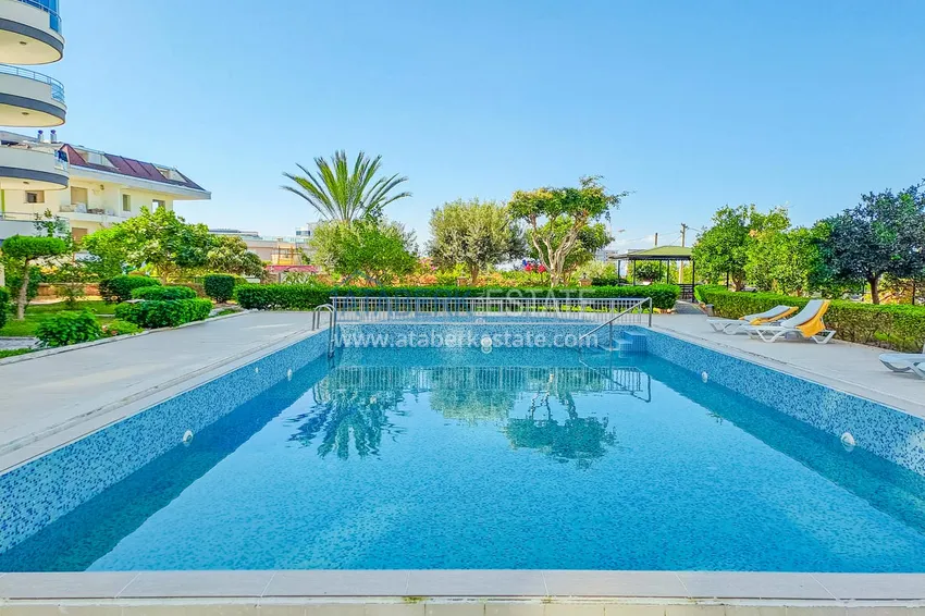 Apartament 2+1 z widokiem na morze w dzielnicy Alanya Mahmutlar  5 