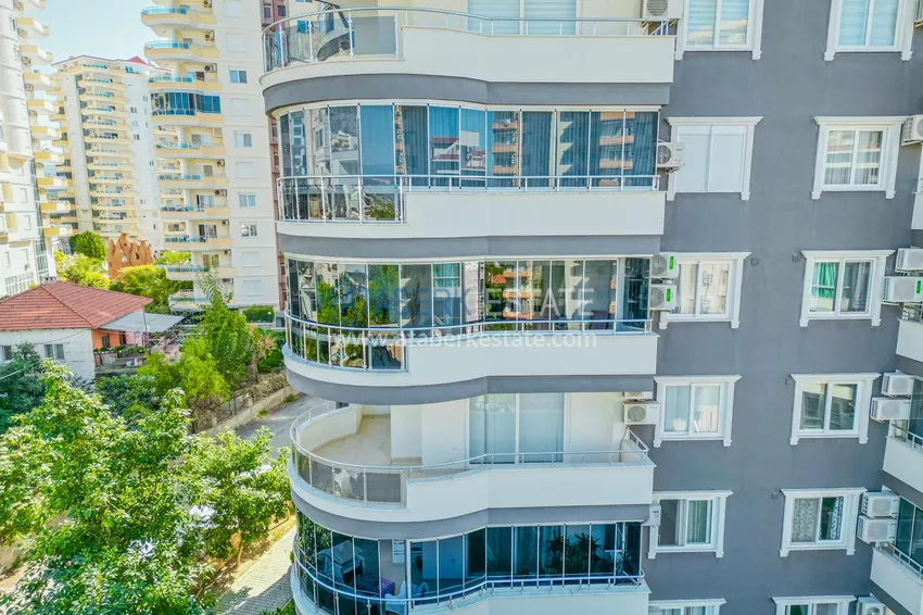 Apartament 2+1 z widokiem na morze w dzielnicy Alanya Mahmutlar  8 
