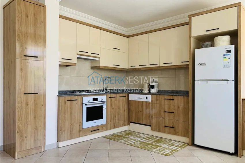 Kupuj Apartament 1+1 z meblami i widokiem na góry — 200 metrów od morza, okolica Oba 11 