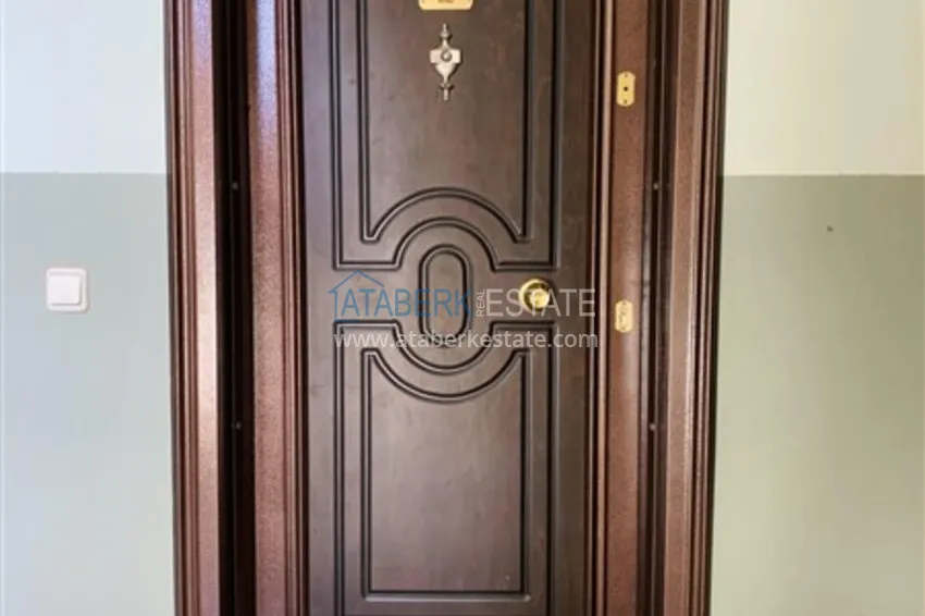 Kupuj Apartament 1+1 z meblami i widokiem na góry — 200 metrów od morza, okolica Oba 1 