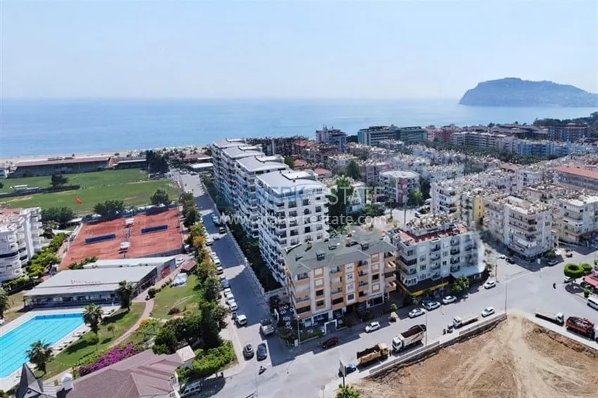 Apartament 1+1 na zezwolenie na pobyt w rejonie Oba — po kapitalnych naprawach, zaledwie 200 metrów od morza 1 