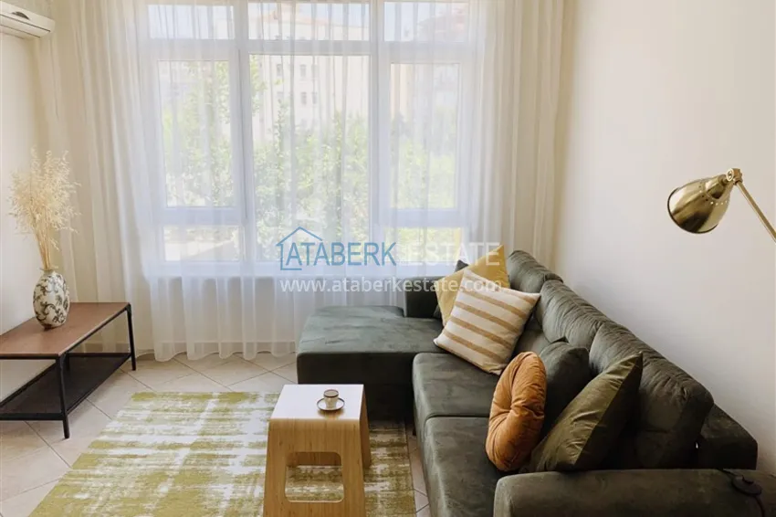 Kupuj Apartament 1+1 z meblami i widokiem na góry — 200 metrów od morza, okolica Oba 4 