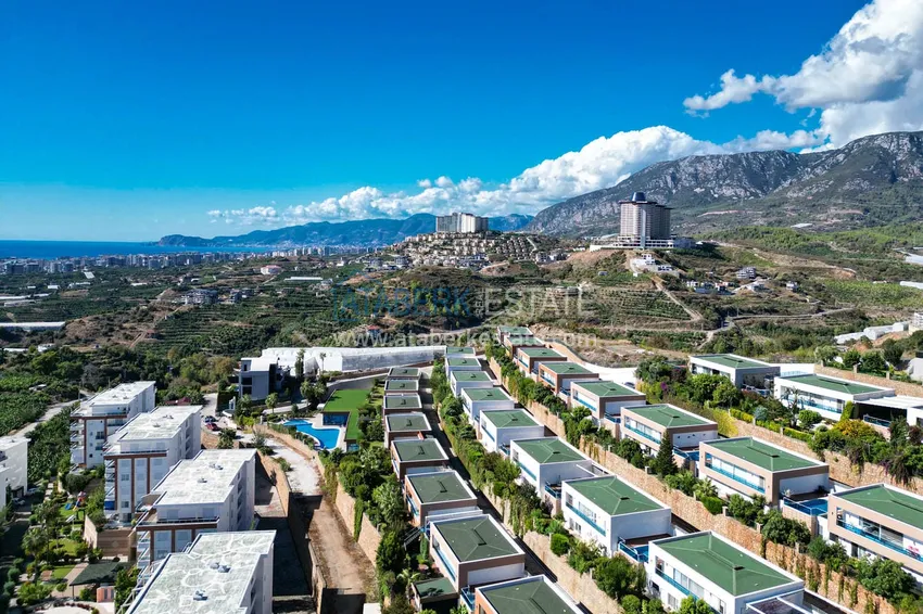 Elegancka willa 3+1 z panoramicznym widokiem na morze i góry w elitarnym kompleksie — Alanya, dzielnica Kargicak 11 