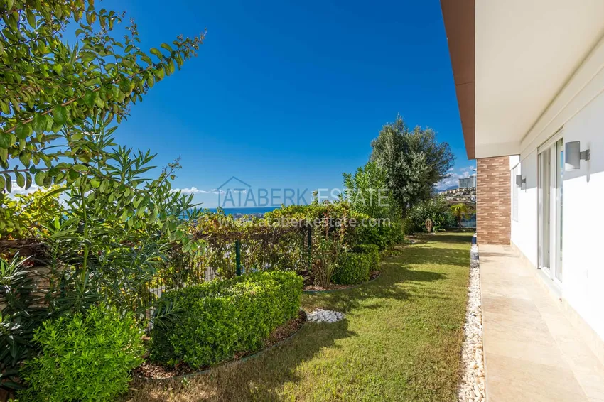 Elegancka willa 3+1 z panoramicznym widokiem na morze i góry w elitarnym kompleksie — Alanya, dzielnica Kargicak 7 
