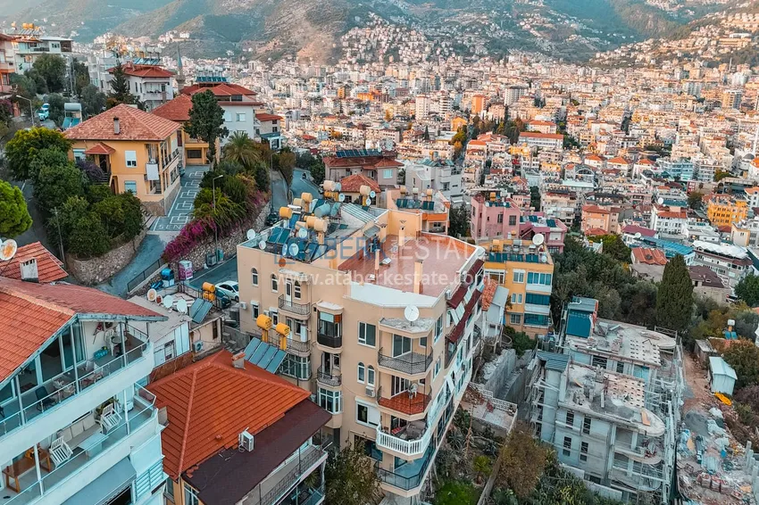 Apartament 3+1 na zezwolenie na pobyt w Alanyi, dzielnica Kale - umeblowany i z panoramicznym widokiem na morze i port  10 