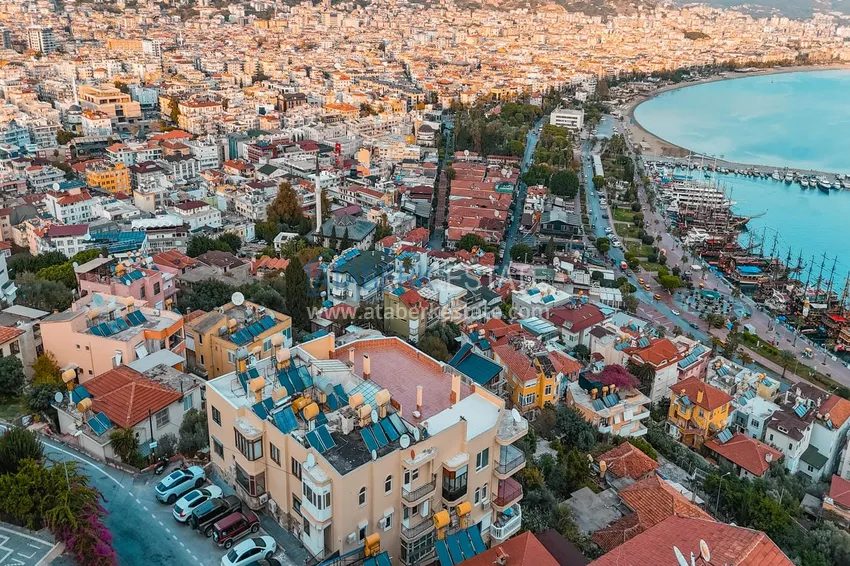 Apartament 3+1 na zezwolenie na pobyt w Alanyi, dzielnica Kale - umeblowany i z panoramicznym widokiem na morze i port  4 