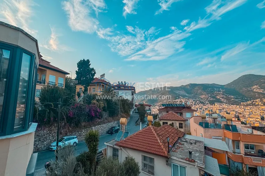 Kupuj  Apartament 3+1 na zezwolenie na pobyt w Alanyi, dzielnica Kale - umeblowany i z panoramicznym widokiem na morze i port  53 