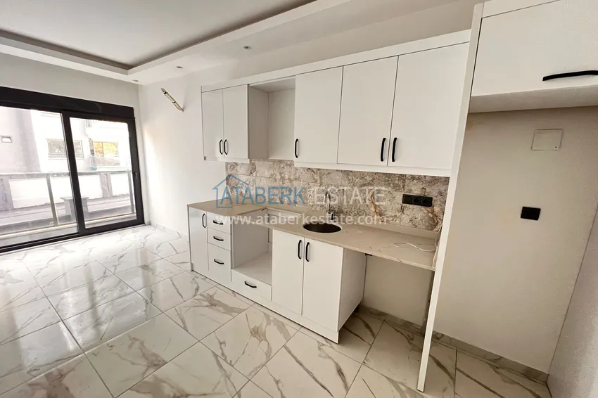 Kupuj  Apartament 1+1 w centrum Alanyi — nieruchomość na zezwolenie na pobyt i obywatelstwo 3 