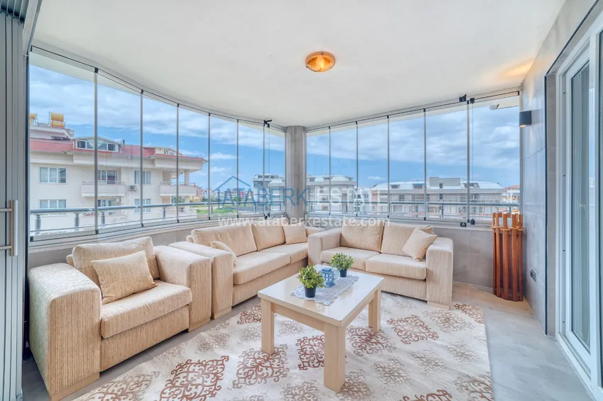 Kupuj  Duplex 4+1 w Alanya, dzielnica Oba - umeblowany penthouse na zezwolenie na pobyt 6 