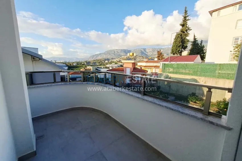 Kupuj  Dwupoziomowy penthouse 3+1 w Kargicak - z panoramicznym widokiem i designerską przebudową  17 