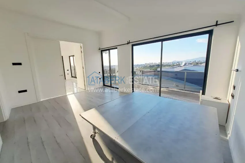Kupuj  Dwupoziomowy penthouse 3+1 w Kargicak - z panoramicznym widokiem i designerską przebudową  28 