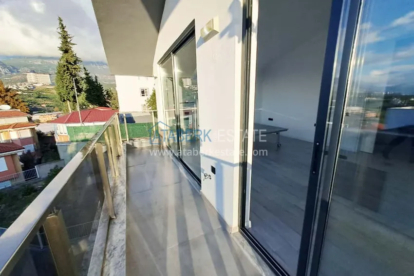 Kupuj  Dwupoziomowy penthouse 3+1 w Kargicak - z panoramicznym widokiem i designerską przebudową  31 