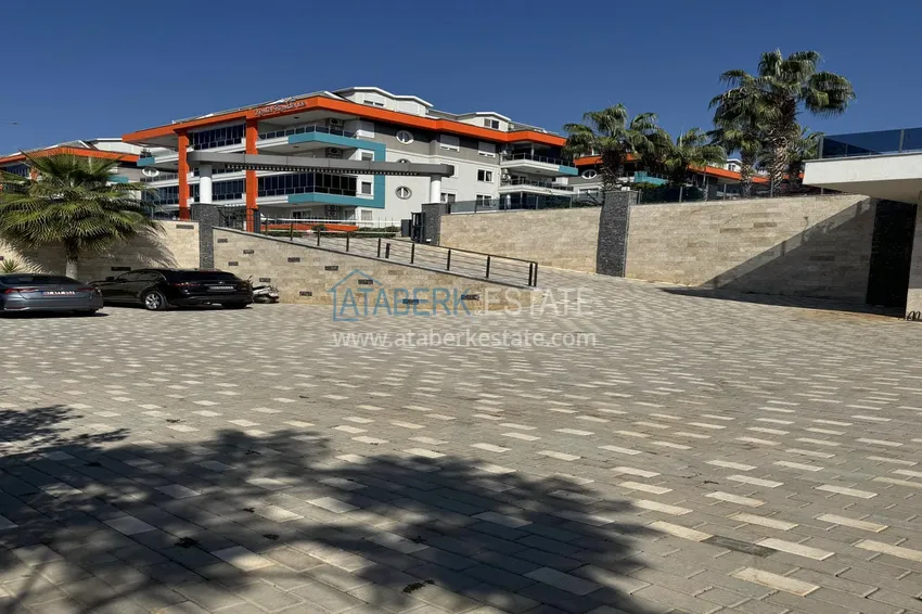 1+1 umeblowane mieszkanie w Alanya, Kestel - 150 m do morza, przeszklony balkon  10 