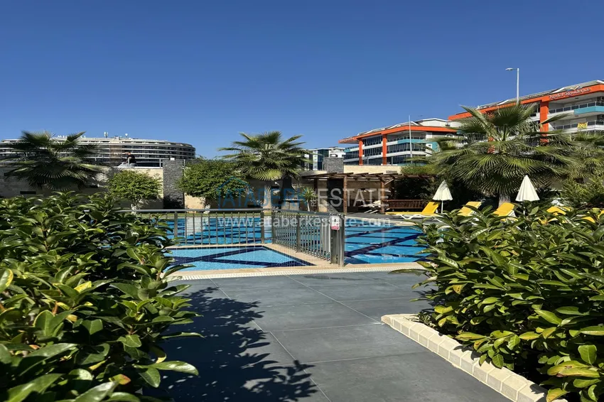 1+1 umeblowane mieszkanie w Alanya, Kestel - 150 m do morza, przeszklony balkon  8 