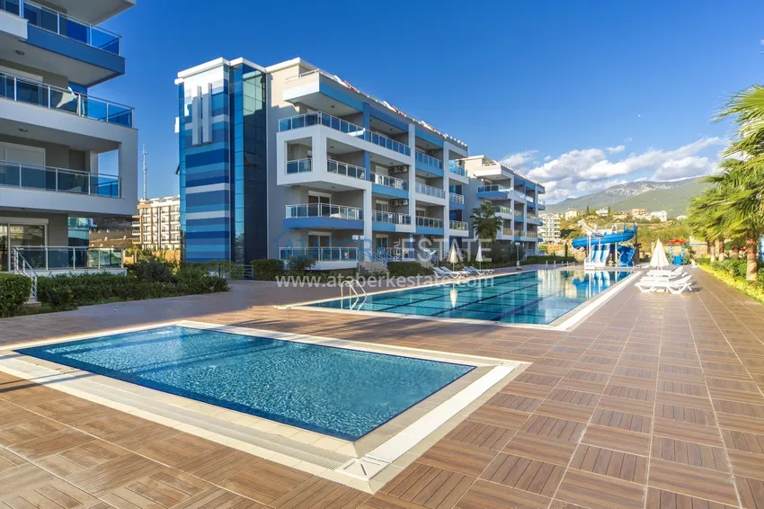 Apartament dwupoziomowy 3+1 z tarasem 80 m2 i prywatną sauną — Alanya, dzielnica Kestel, 300 m od morza  1 