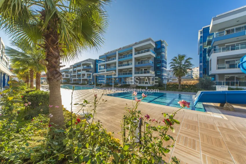 Apartament dwupoziomowy 3+1 z tarasem 80 m2 i prywatną sauną — Alanya, dzielnica Kestel, 300 m od morza  2 