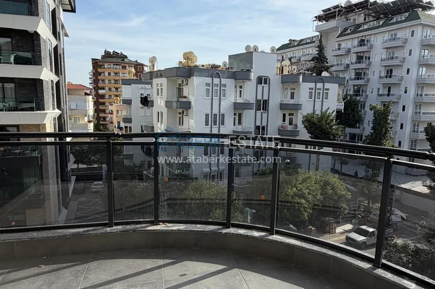 Kupuj  Apartament 2+1 z widokiem na fortecę w centrum Alanyi — Plaża Kleopatra 7 